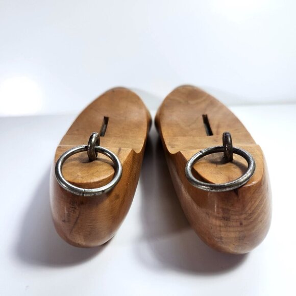 Vintage Shoe Trees Stretchers Mens 10M Classic Maple Construction Hanging Loops - Picture 5 of 13